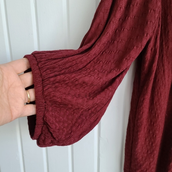 Universal Thread Women's Small Burgundy Ruffle Pullover Fall Blouse - Picture 4 of 11